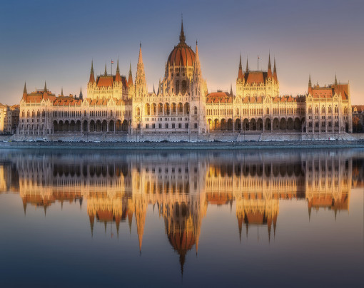 Здание венгерского парламента